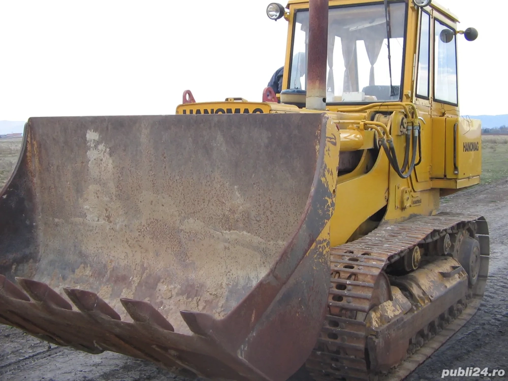 incarcator frontal pe senile