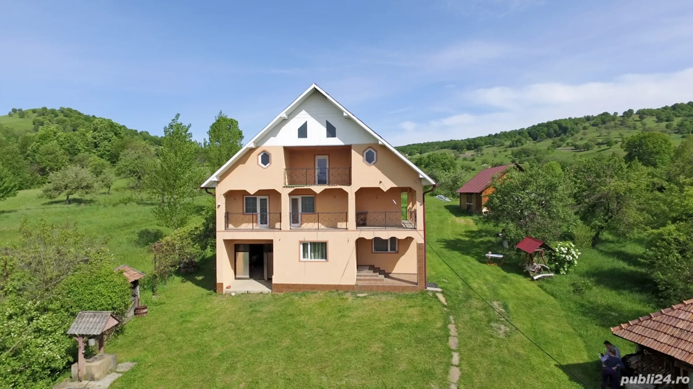 Vând Vilă în Județul Maramureș