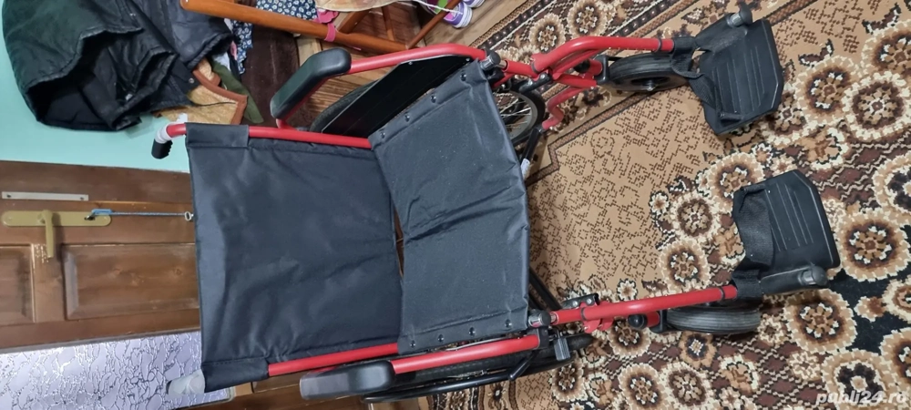 Vand Scaun cu rotile pliabil, transport pacienti, 