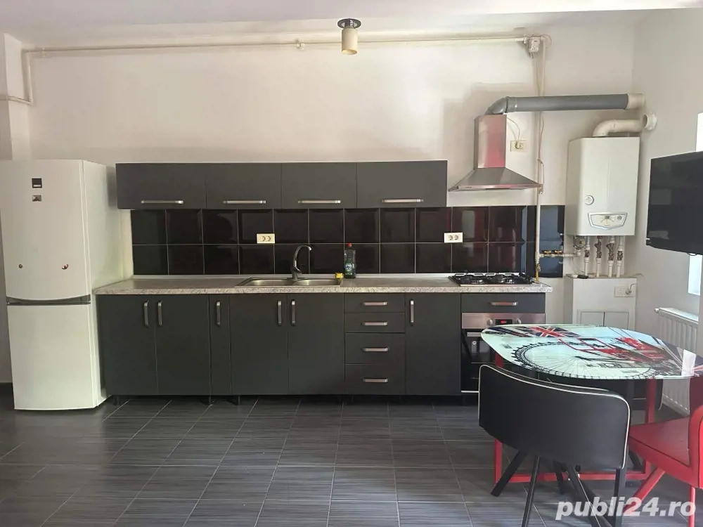 Vand garsoniera in Militari residence de 40 metri patrati