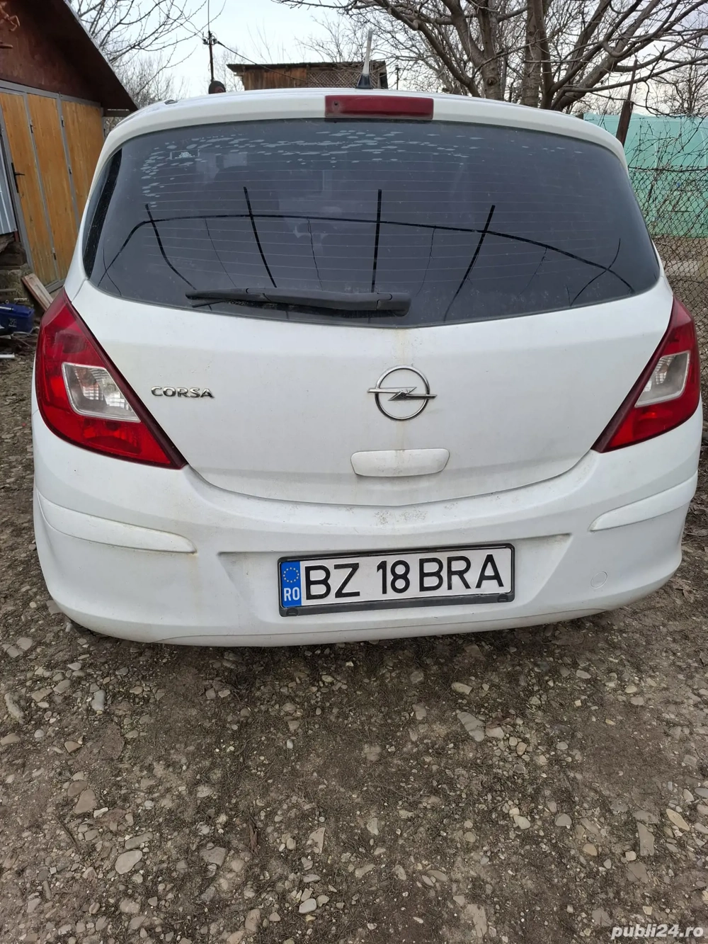 Opel Corsa 2011 - 142.000 km