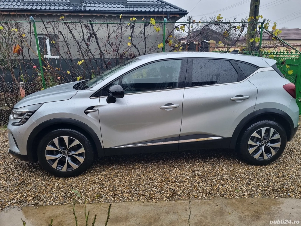 Renault Captur TCE 140 mild hybrid techno 15.000 km garantie 2028