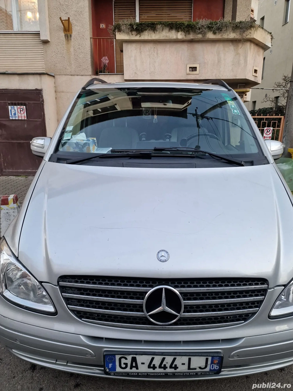 Vând Mercedes Viano 2010