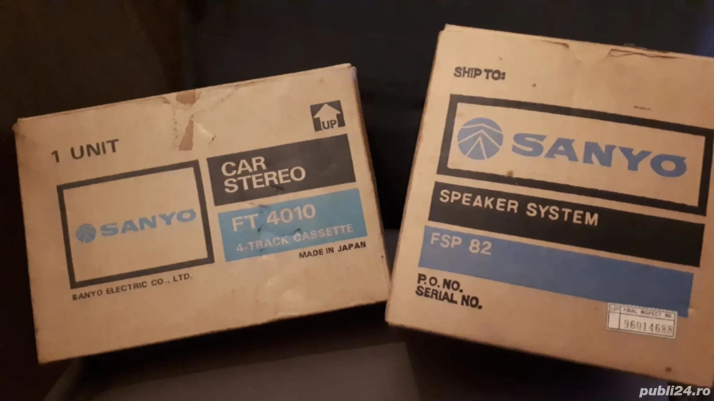 Casetofon Sanyo vintage de masina
