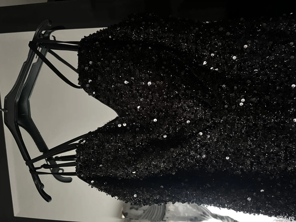 Rochie lungă cu paiete 