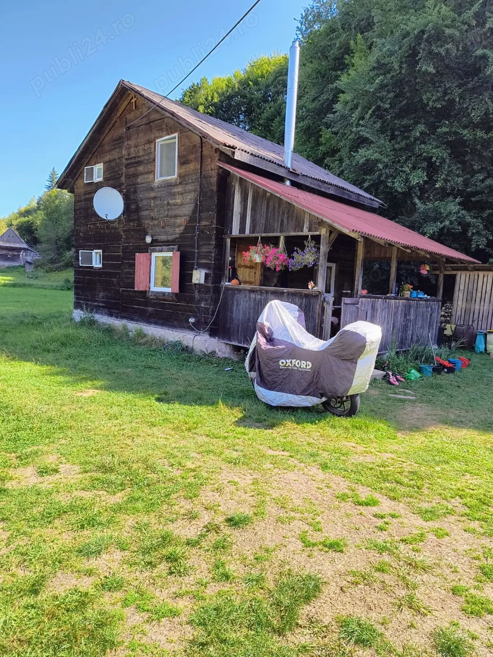 Vand cabana, casa la munte