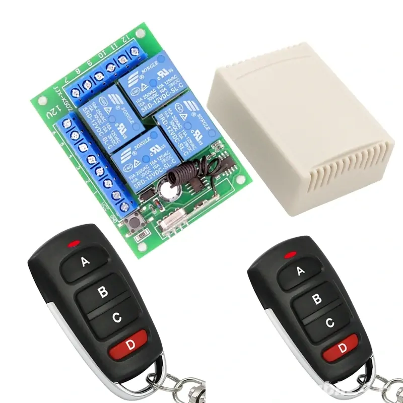 Releu cu telecomandă 4 canale 12V   modul cu 4 relee și 2 telecomenzi incluse