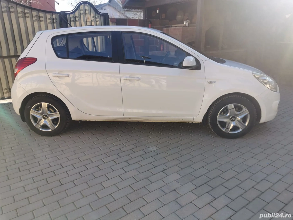 Hyundai i20 benzina