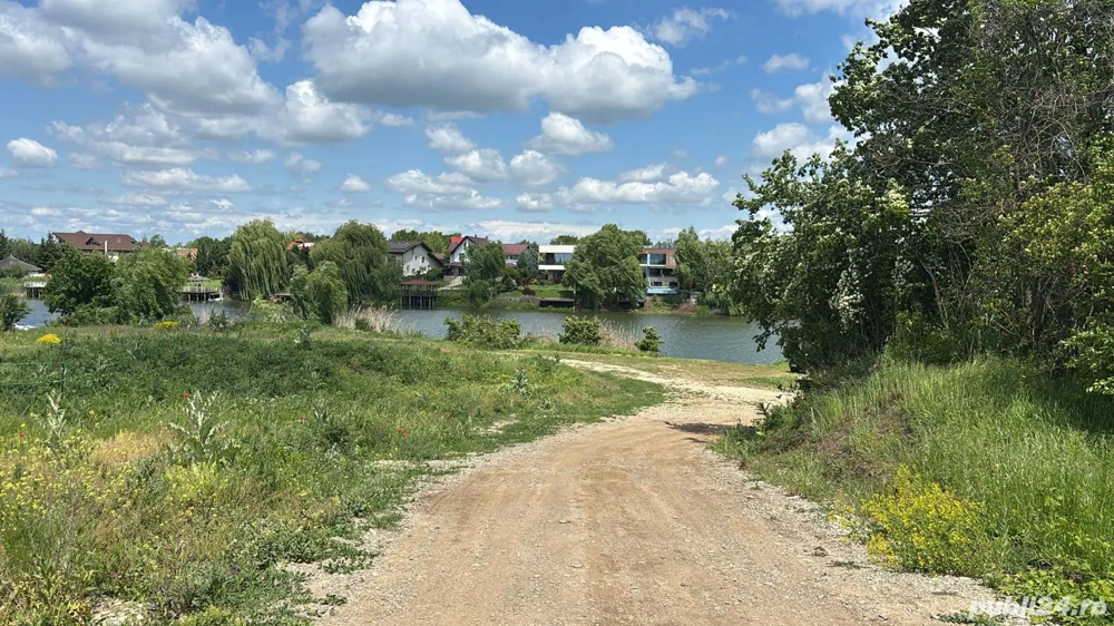 Teren intravilan in Corbeanca (sat Tamasi) - langa lac si padure, in apropierea Paradisului Verde 