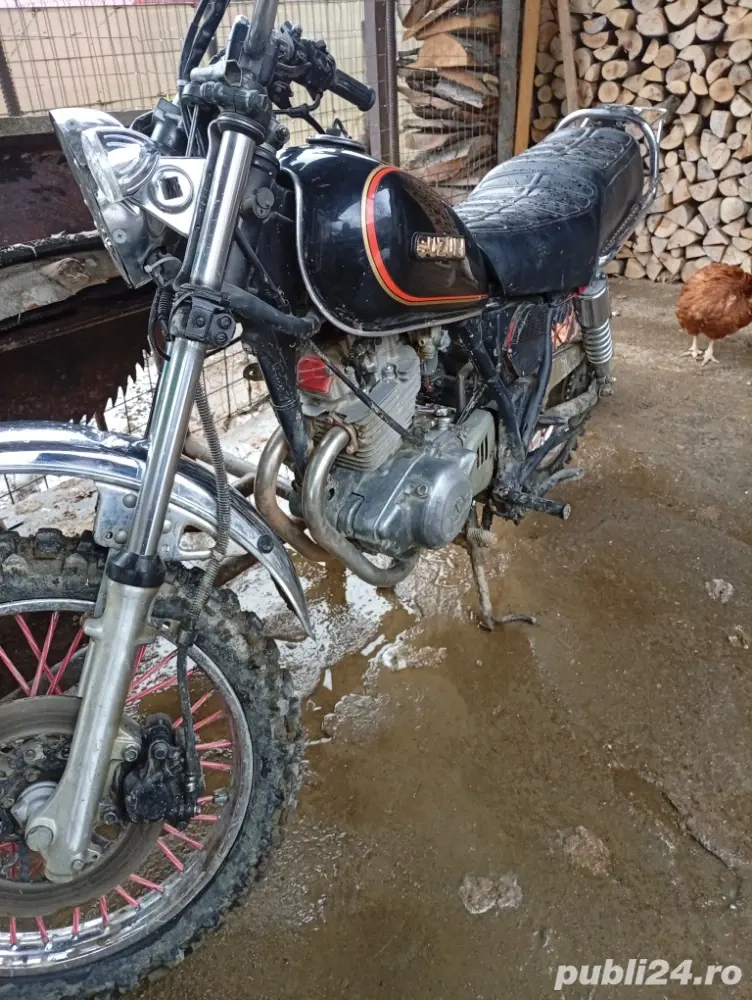 De vinzare Suzuki 250