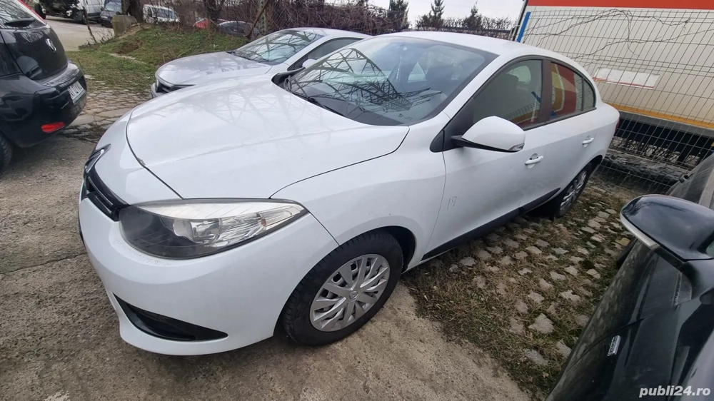 Renault Fluence din 2016, 1. 6 benzina