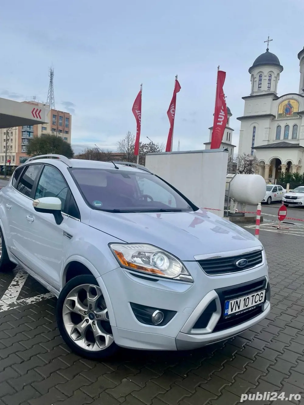 Ford Kuga 2010, cutie automata, 4x4