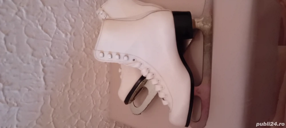 Patine de gheata vintage canadiene SLM pentru femei marimea 24 (36,5)