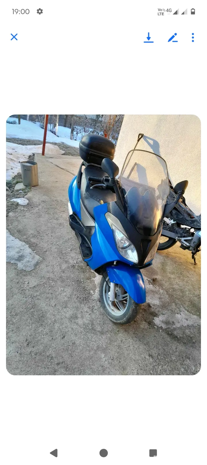 dezmembrez Aprilia atlantic 