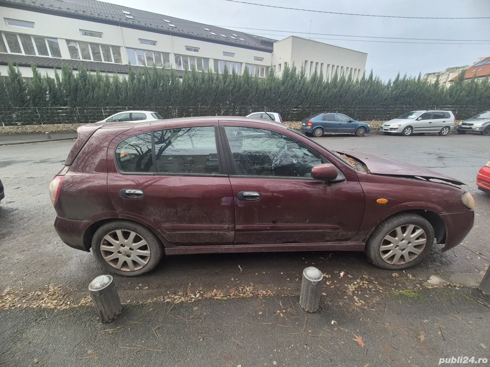 Nissan almeraN16