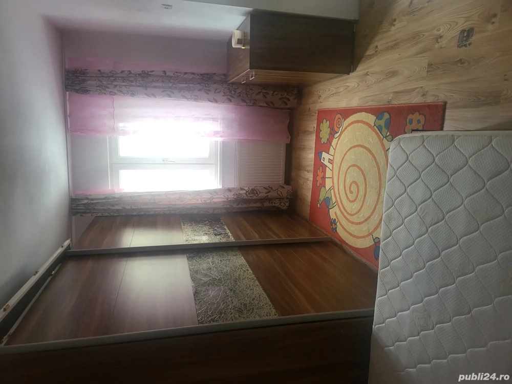 Proprietar închiriez apartament 2 camere (intersecția Gh. Lazăr cu Cetatii)