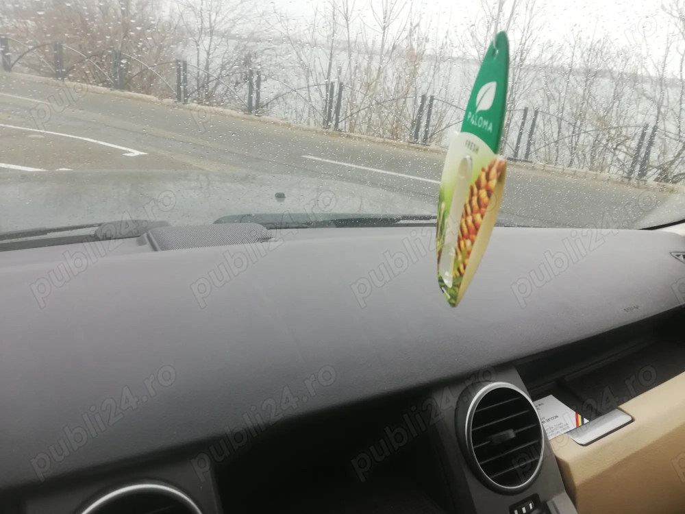 Vând Land Rover Discovery 3