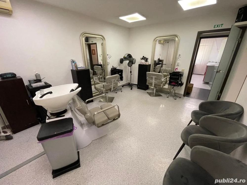 Coafeza Hairstylist angajare