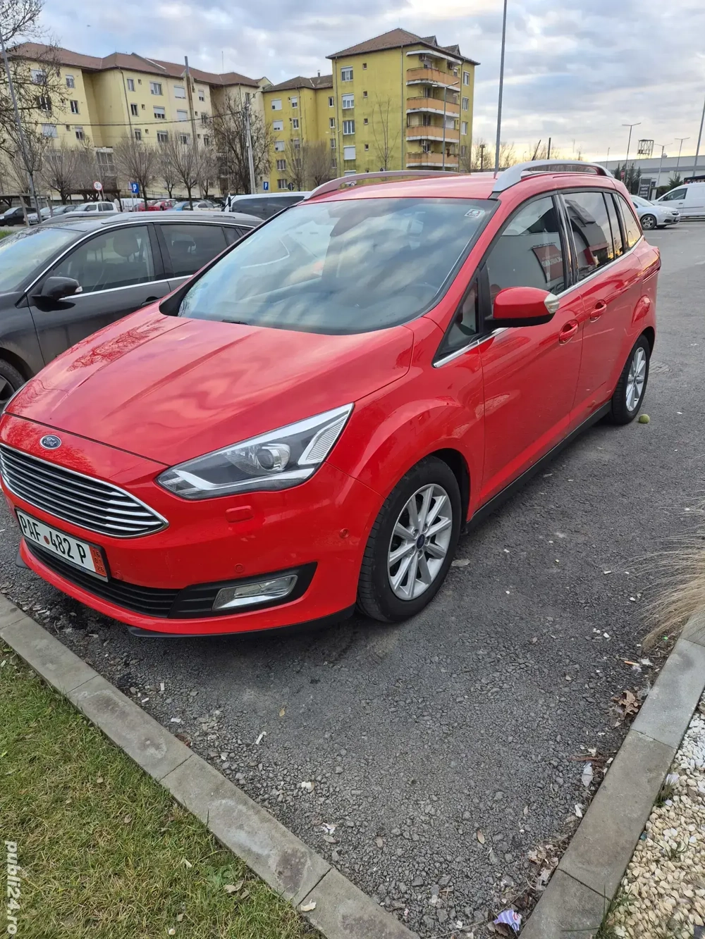 Ford Grand C-Max 2016