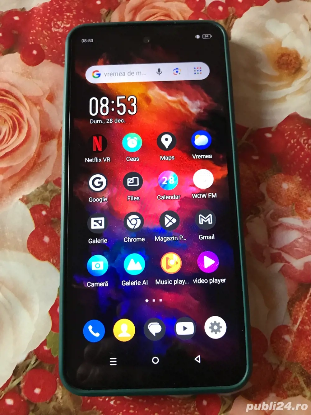 Vand tel cu ecran mare infinix smart8 dual sim 4G