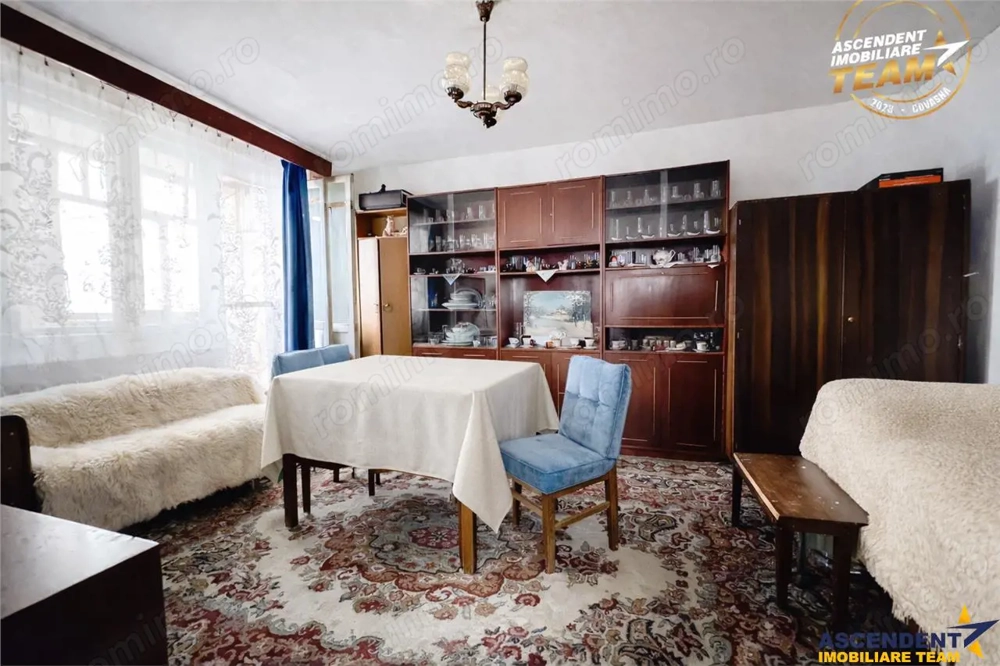 Decomandat, apreciabil configurat, avantaj personalizare dupa propriul stil