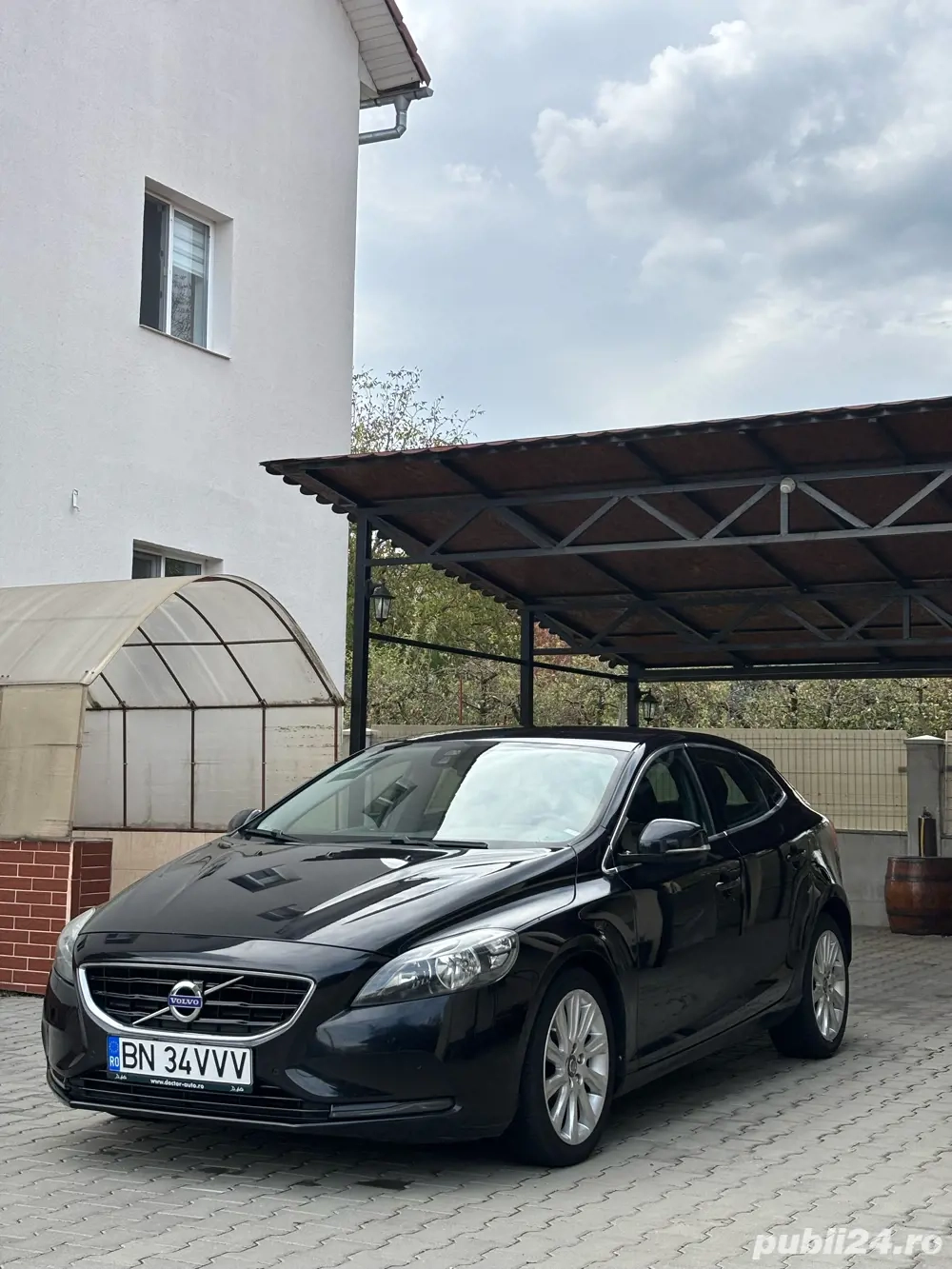 Volvo V40 D2 115cp
