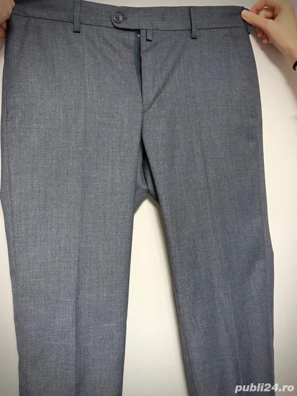 Sacou gri în carouri   stil premium, stare foarte bună