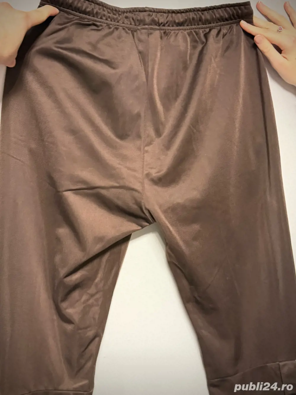 Pantaloni Arena   comozi, stil sport