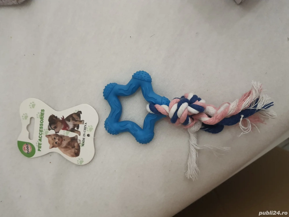 Jucărie pentru câini sau pisici in forma de stea