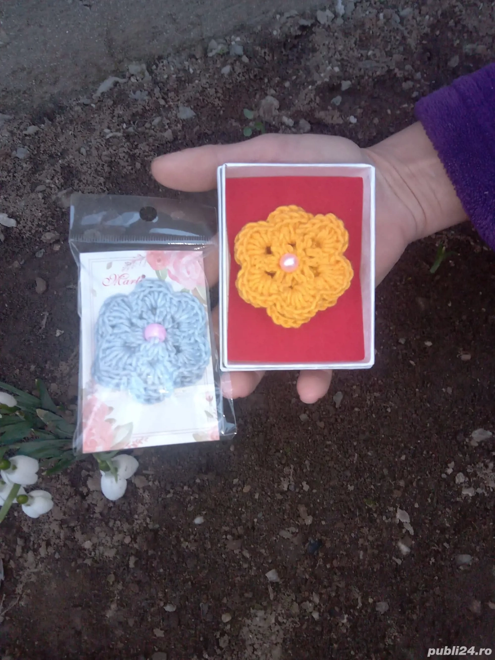 mărțișoare crosetate 