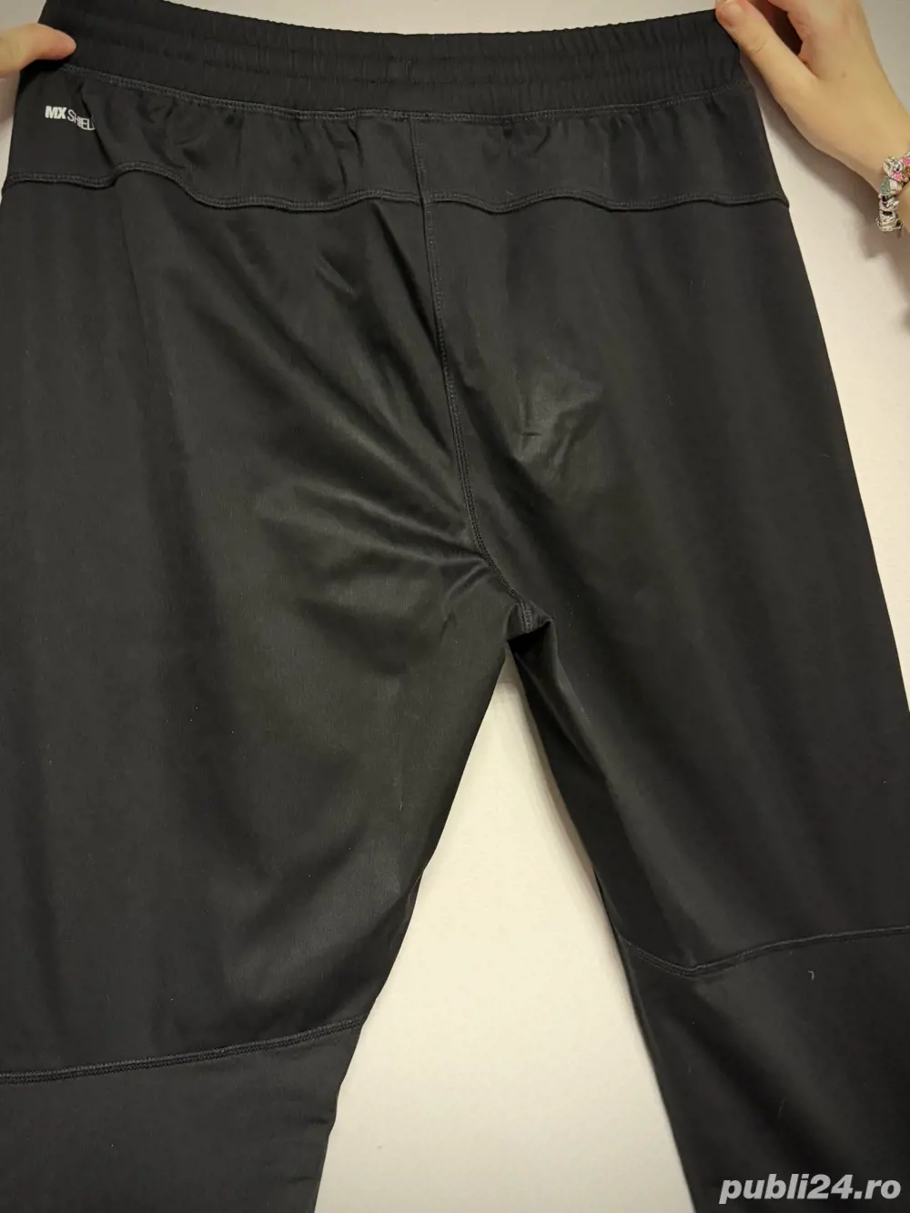 Pantaloni negri Decathlon   comozi, pentru zi cu zi