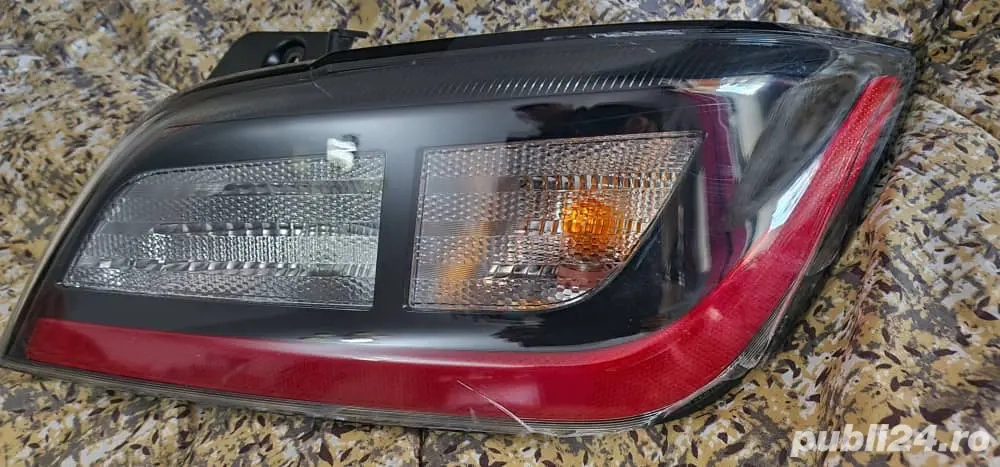 Lumina spate dreapta a fabricii Hyundai Kona 2022-2023