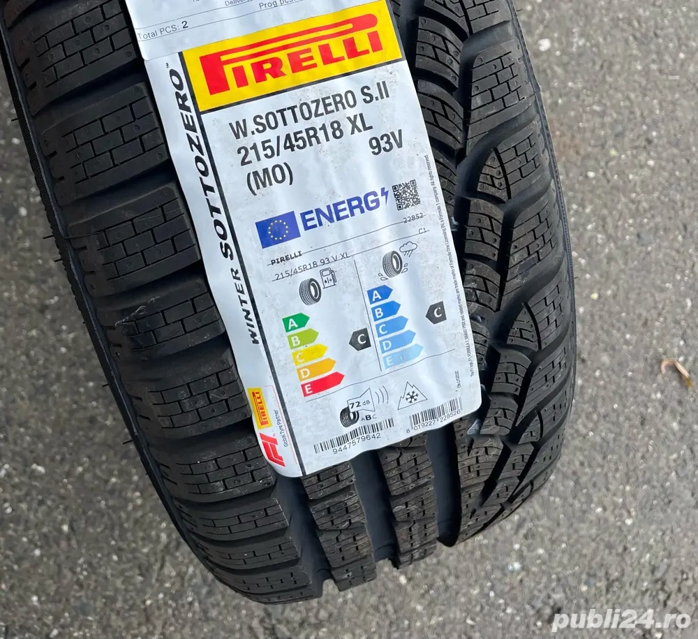 Pirelli Sotto Zero 215/45/18