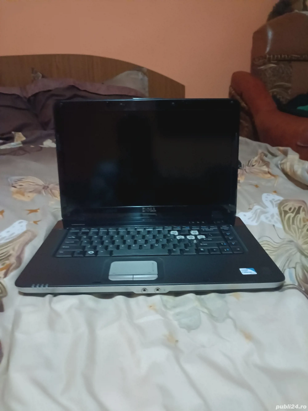 vând laptop DELL 