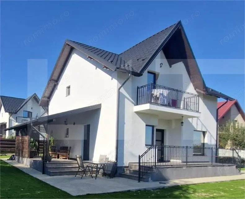 Casă cu mansardă | 120 mp utili | Zona Peco Cristal Hudum