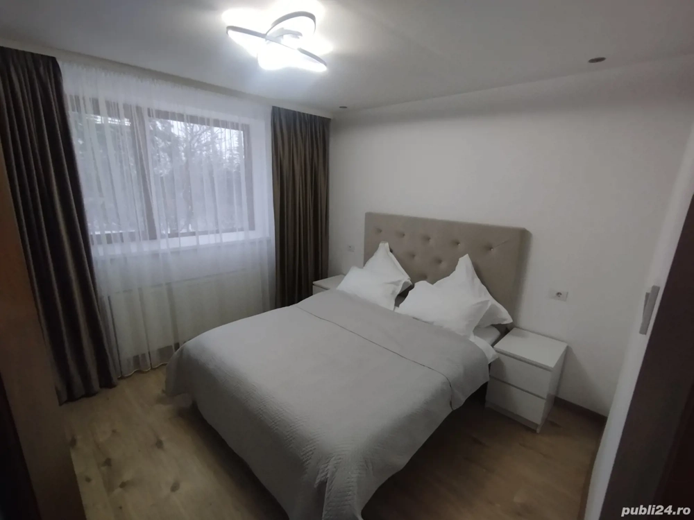 Regim hotelier langa Mall