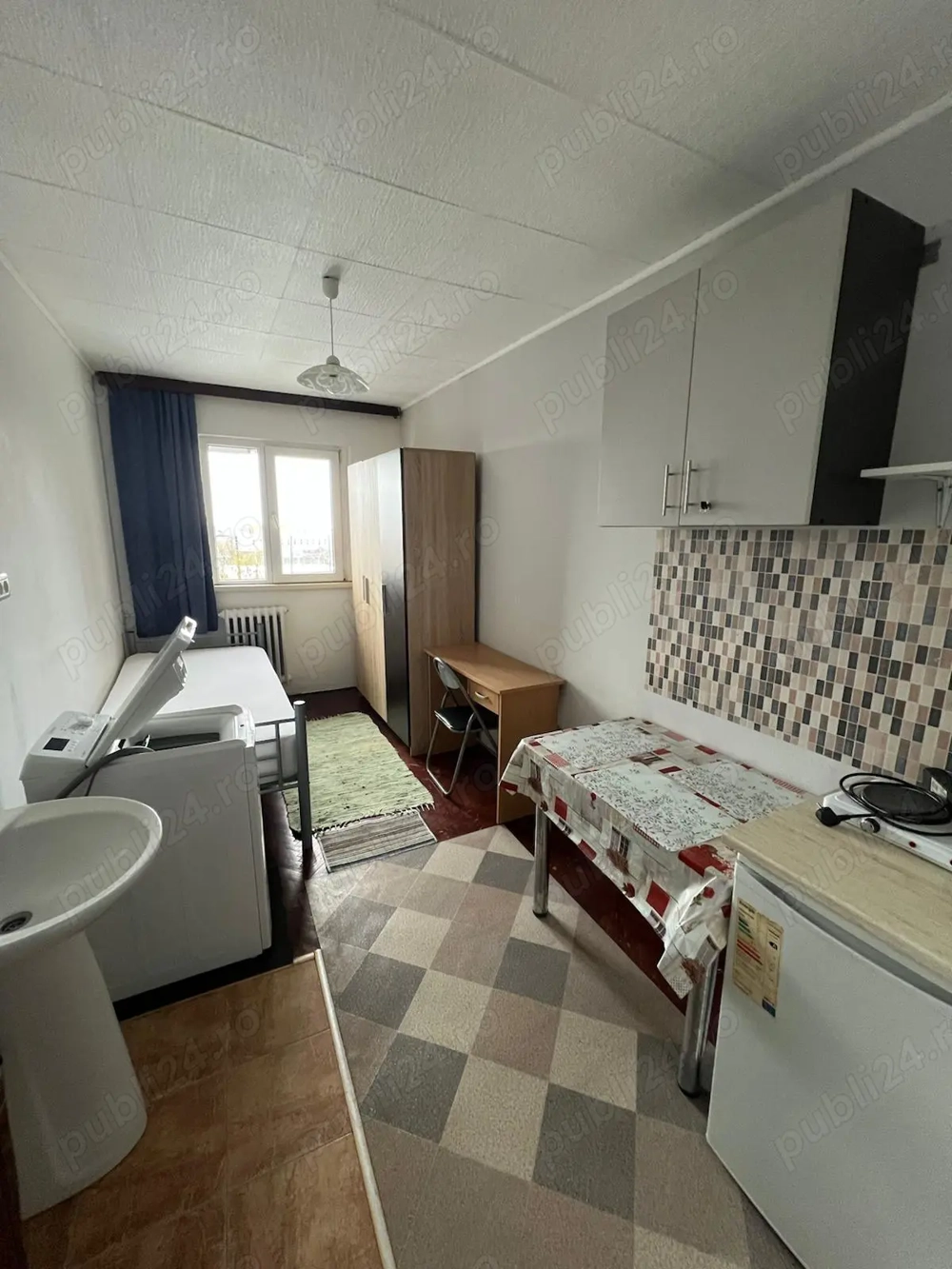 Inchiriez garsoniera