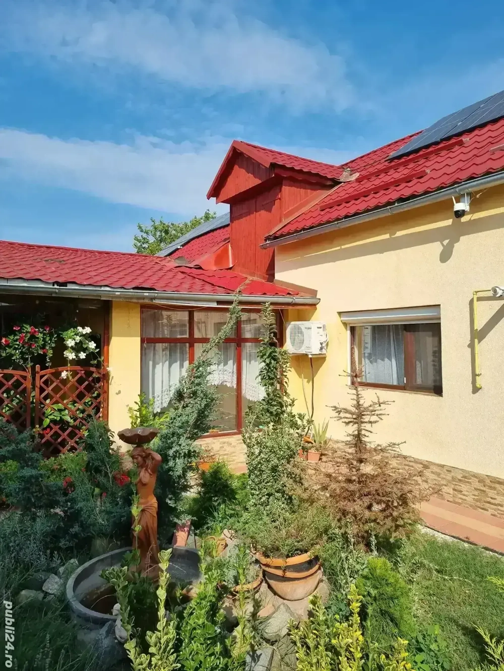 Casă de vănzare sau schinb cu apartament 2 camere sau cu o casă mai mică