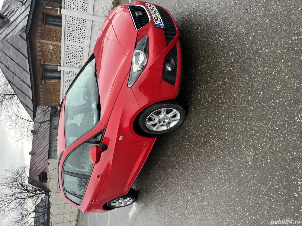 Vind Seat Ibita la doar 39900 km parcurși, Proprietar în acte  , preț 6099 euro.,1,4 benzina 