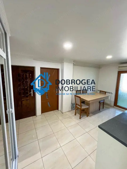 E3- APARTAMENT 2 CAMERE DECOMANDAT ,CENTRALA PROPRIE