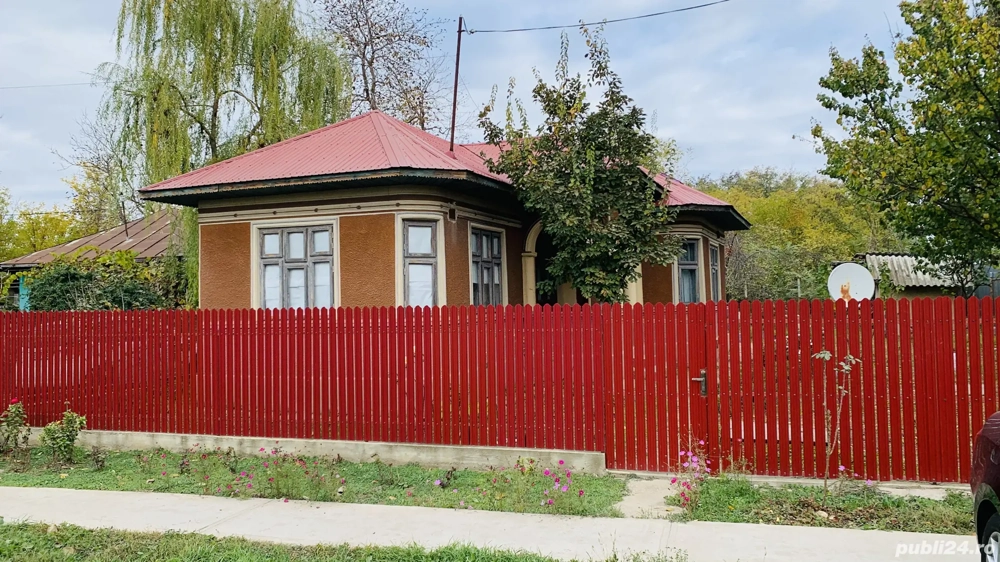 Casa taraneasca + Teren 3800 mp, sat Mihai Viteazu, com. V.Tepes, jud. CL