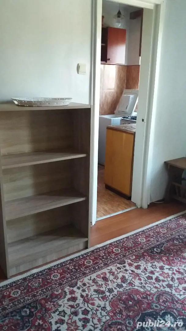 Dau in chiriie  garsoniera zona Dacia-Sovata 220E
