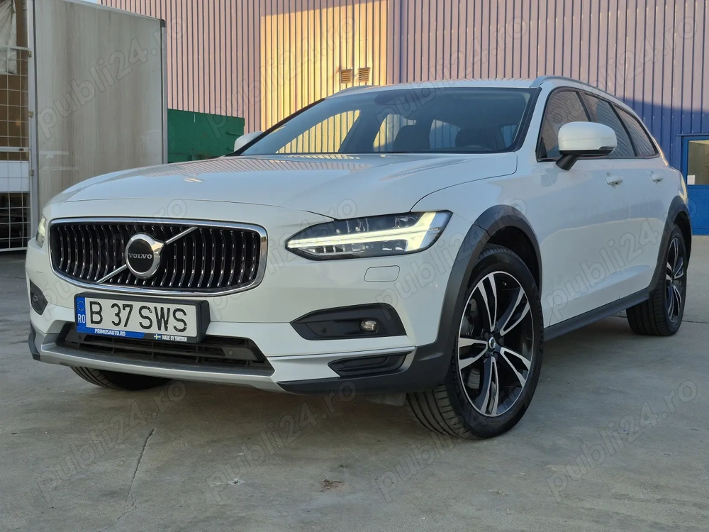 Volvo V90 V90CC B5 AWD pro