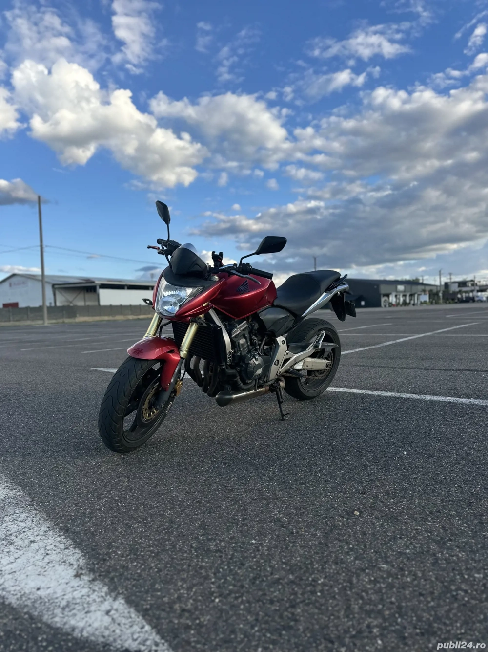 Vând Honda hornet pc41 600