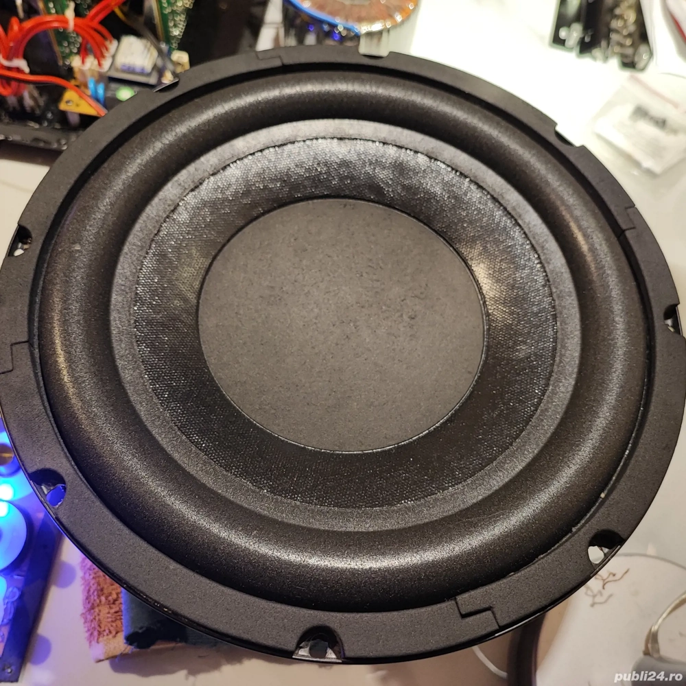 difuzor subwoofer Teufel + - amplificare și traf toroidal