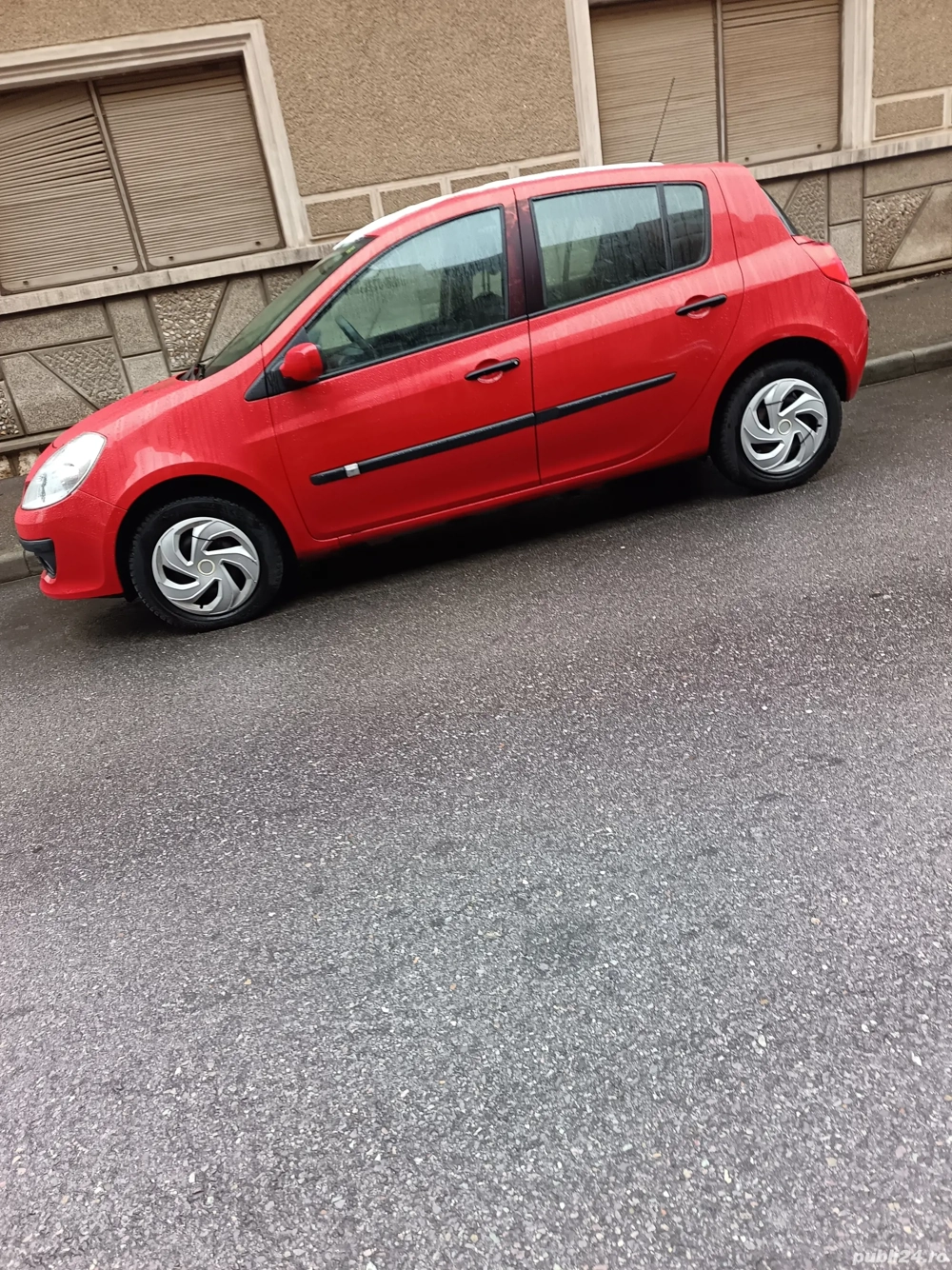 Vând autoturism Renault Clio 3