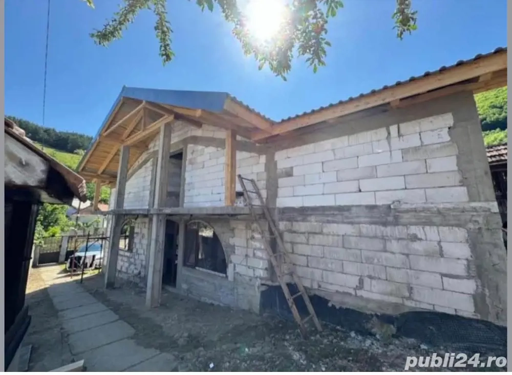 Vand casa In Balomir 