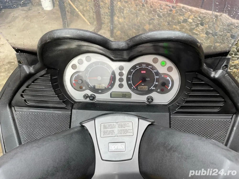 Vând scuter Aprillia Atlantic de 500 cc