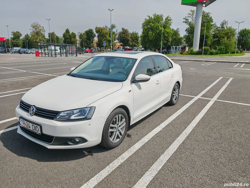 VW Jetta 1.4TSI 122CP DSG Highline