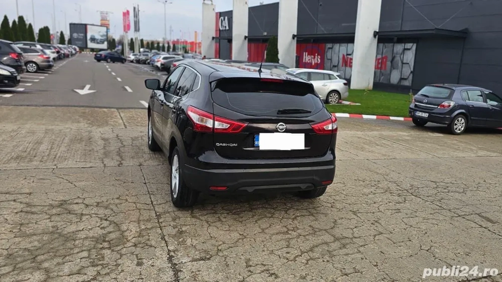 Vând Nissan Qashqai 2015 